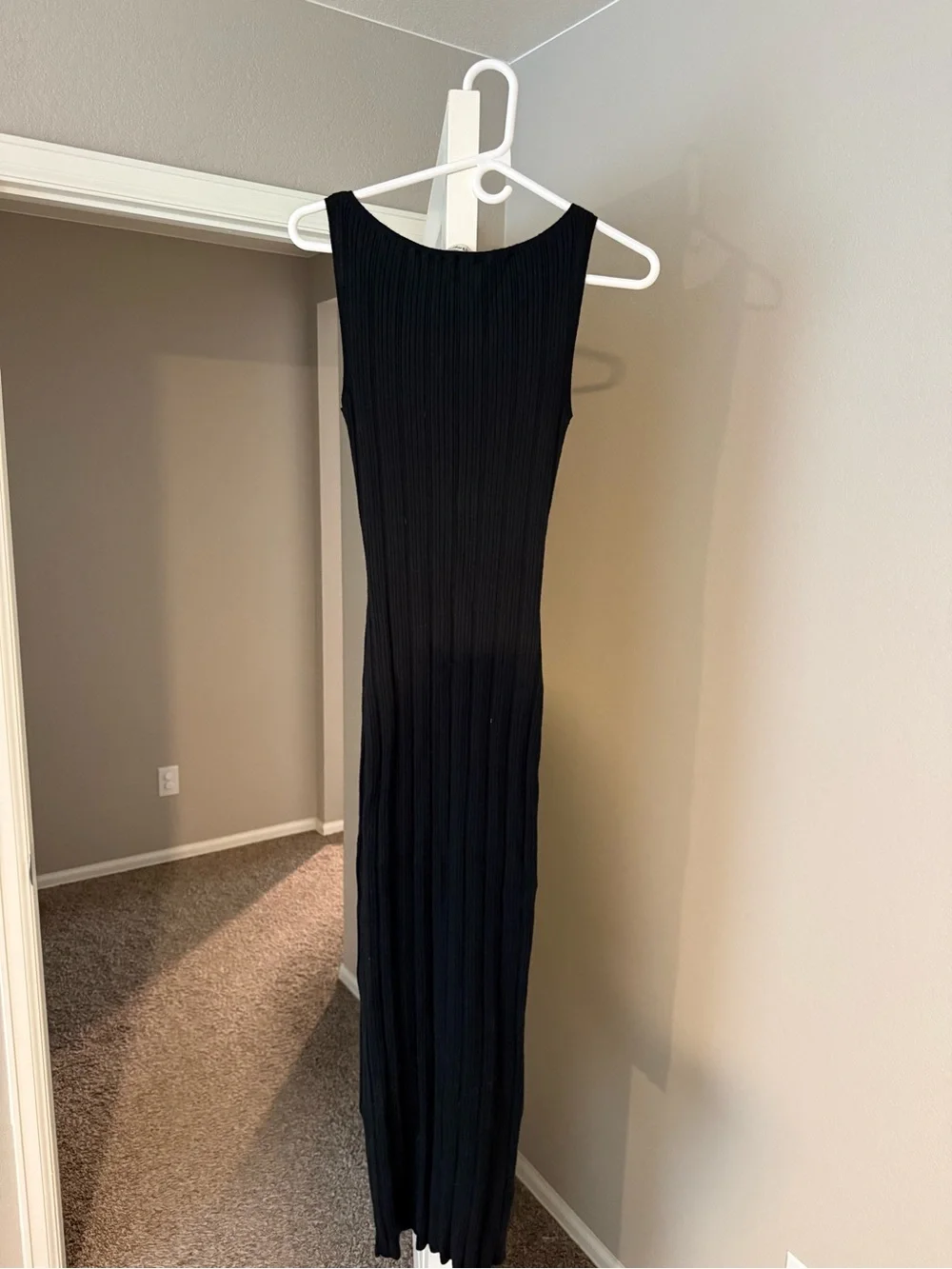 Abercrombie & Fitch Black Ribbed Sleeveless Maxi Dress